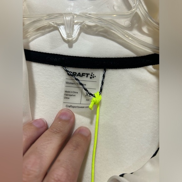 Craft Women's XL ADV SubZ Jacket 3 Tofu White NWT Thumb Grips - Picture 7 of 15